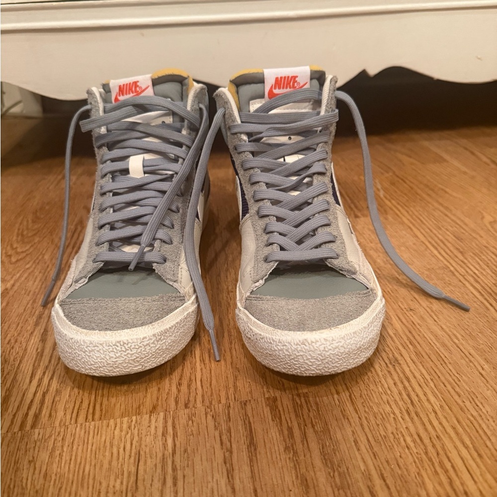 Nike Light Gray High-Top Sneakers